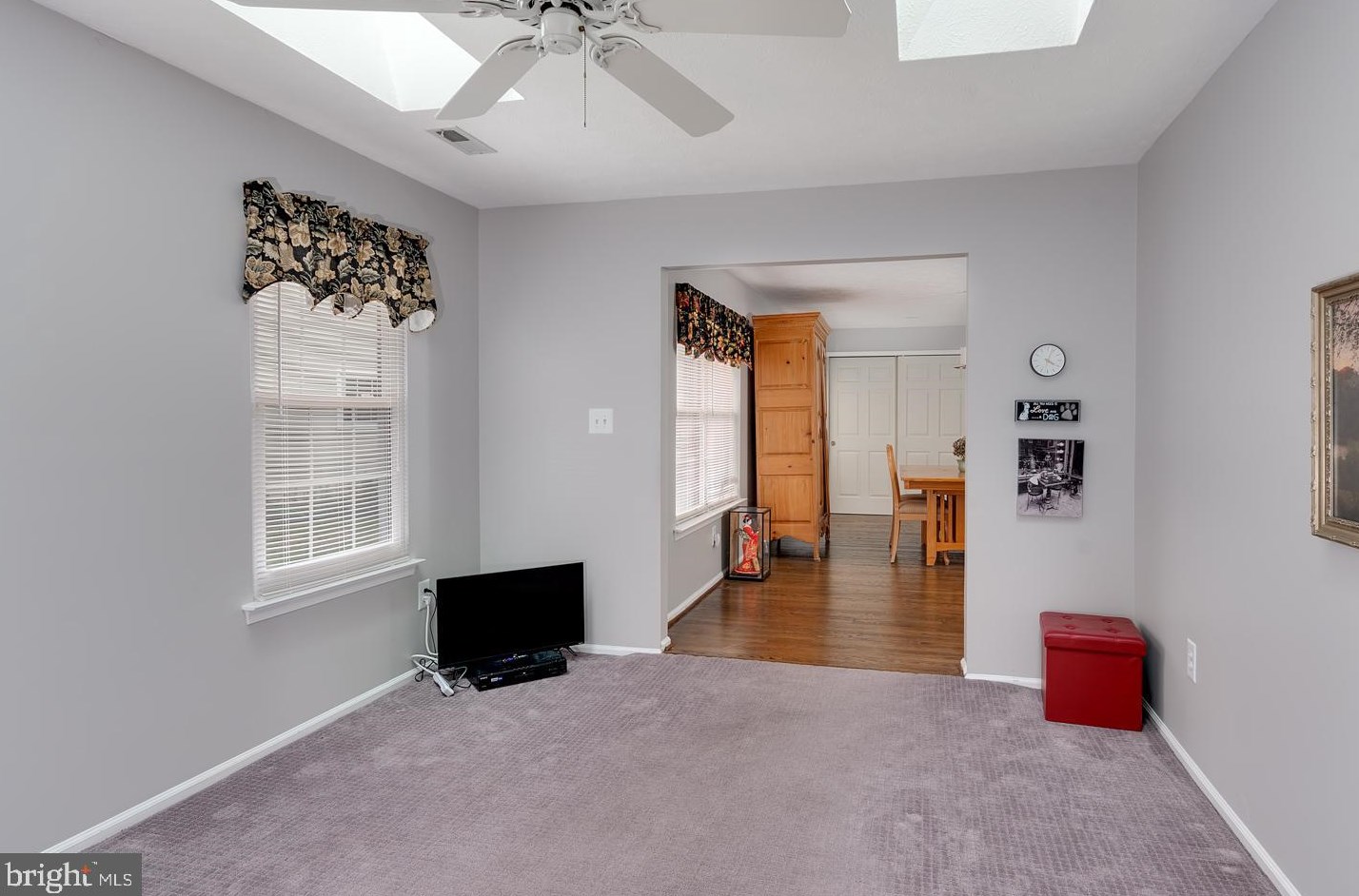 303 Moonseed Pl, Mount Laurel NJ  08054-4940 exterior