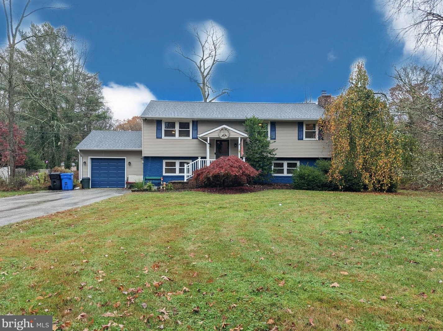 23 Illinois Trl, Medford NJ  08055-9042 exterior