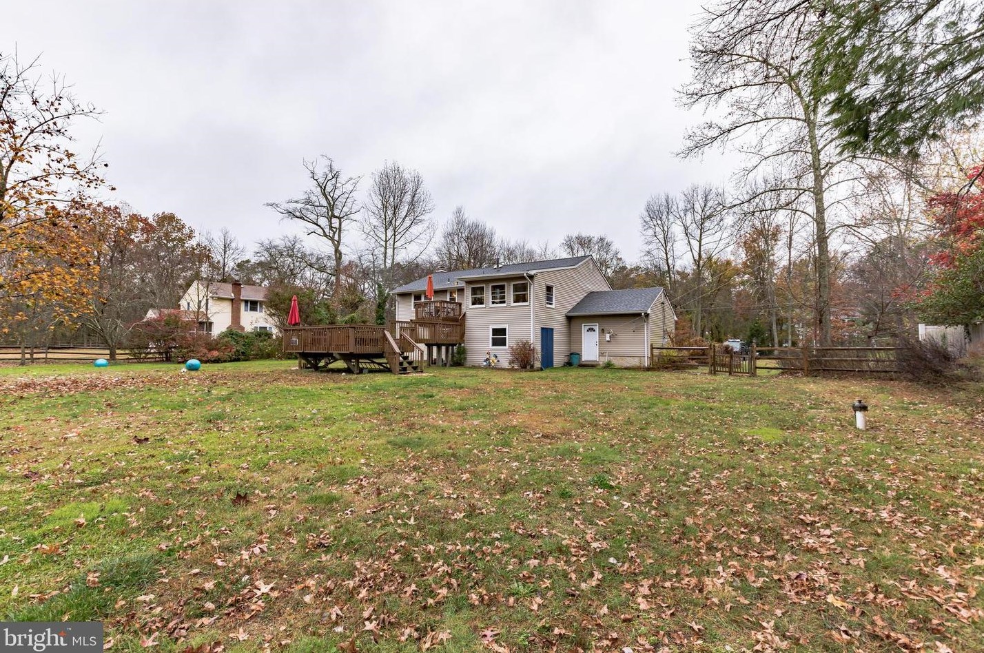 23 Illinois Trl, Medford NJ  08055-9042 exterior