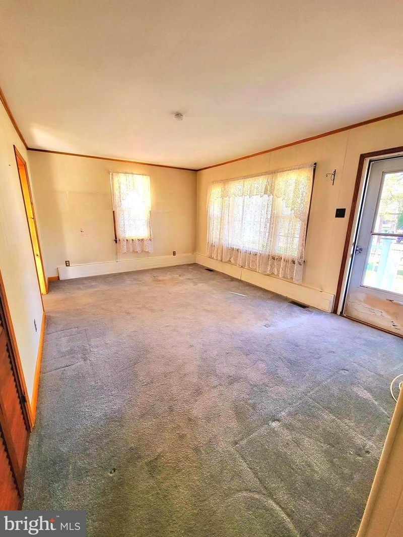 730 Maple Ave, Southampton NJ 08088-1723 exterior