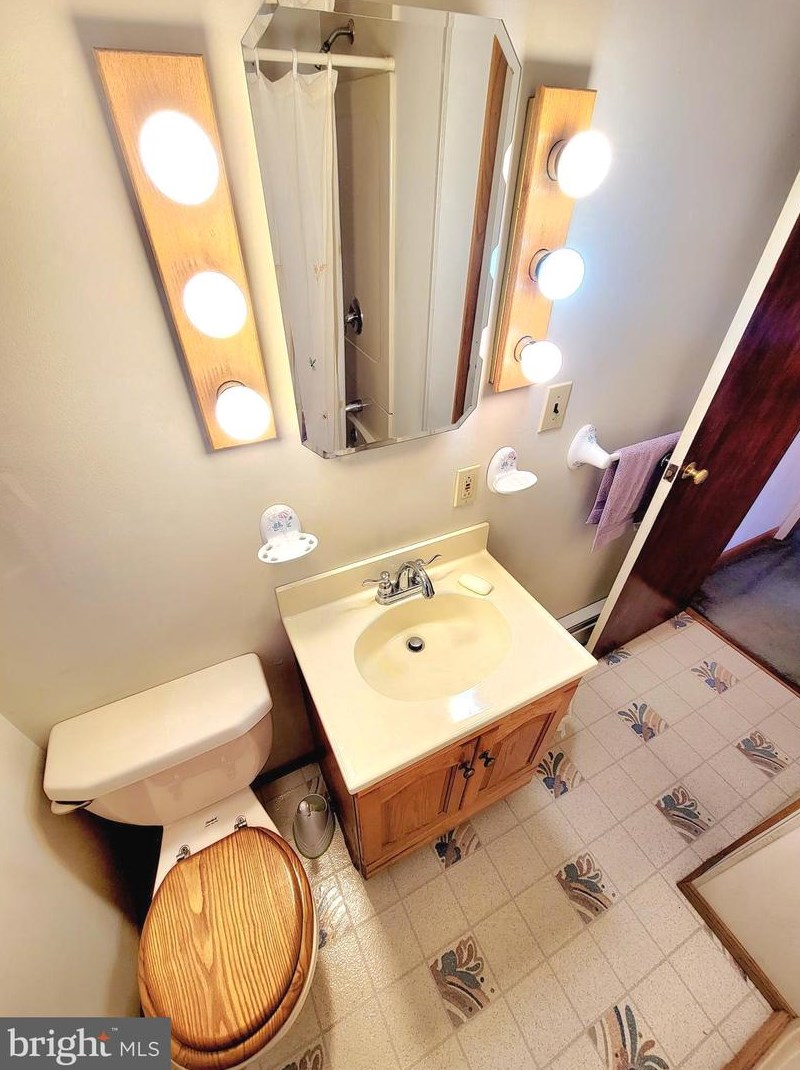 730 Maple Ave, Southampton NJ 08088-1723 exterior