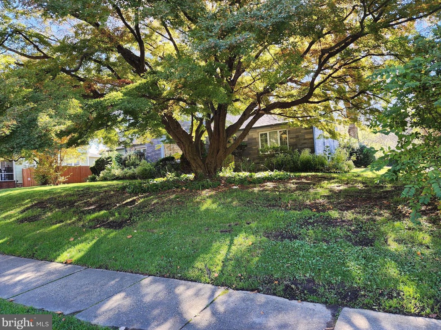 616 E Front St, Florence, NJ 08518