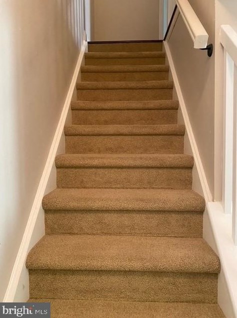 6303 Preston Way, Mount Laurel NJ 08054-6822 exterior