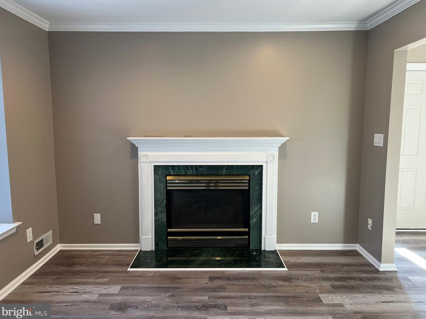 3201 Saxony Dr, Mount Laurel NJ  08054-6815 exterior