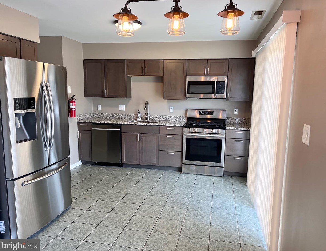 3201 Saxony Dr, Mount Laurel NJ  08054-6815 exterior