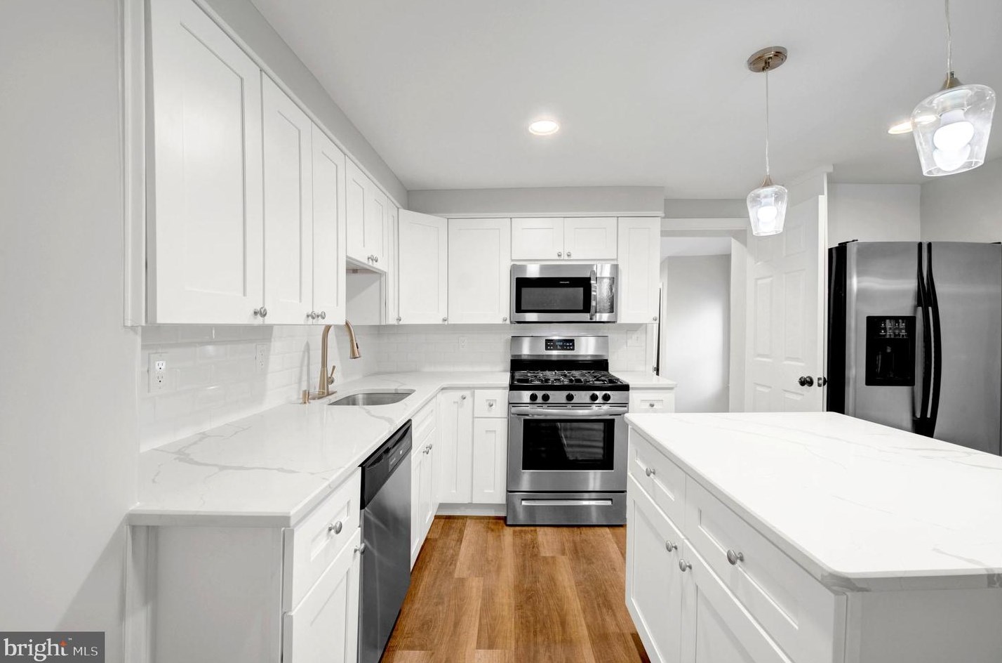 58 2nd St, Chesterfield NJ  08505-1333 exterior