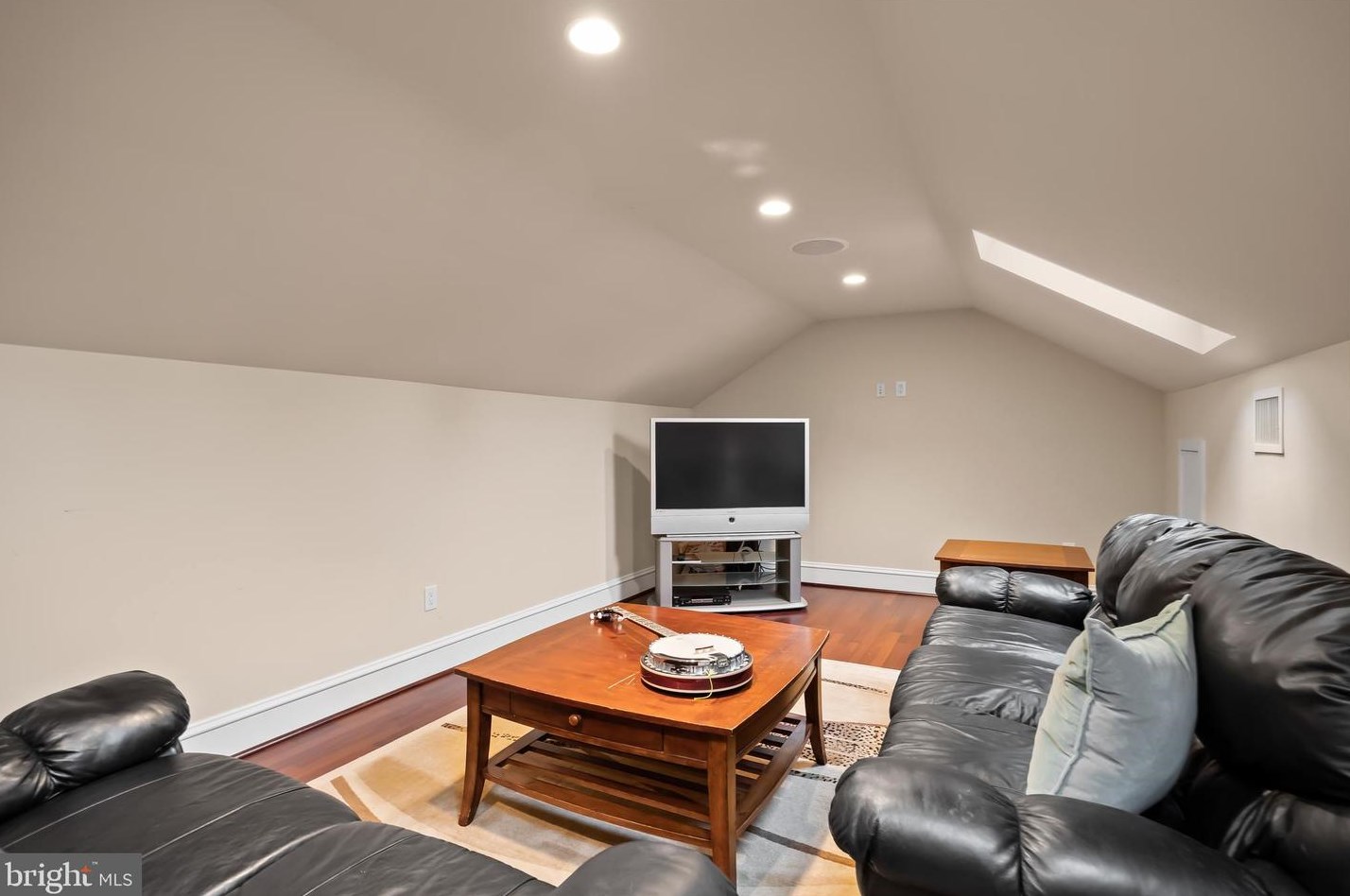 44 Landing Ct, Moorestown NJ  08057-3951 exterior