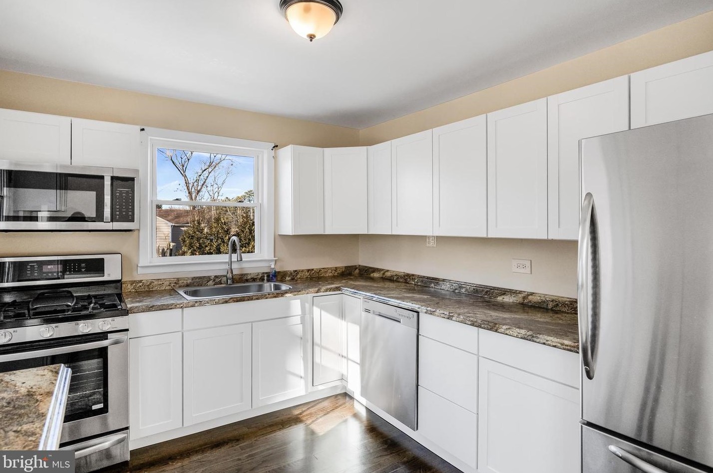 267 Creek Rd, Mount Laurel NJ  08054-2102 exterior