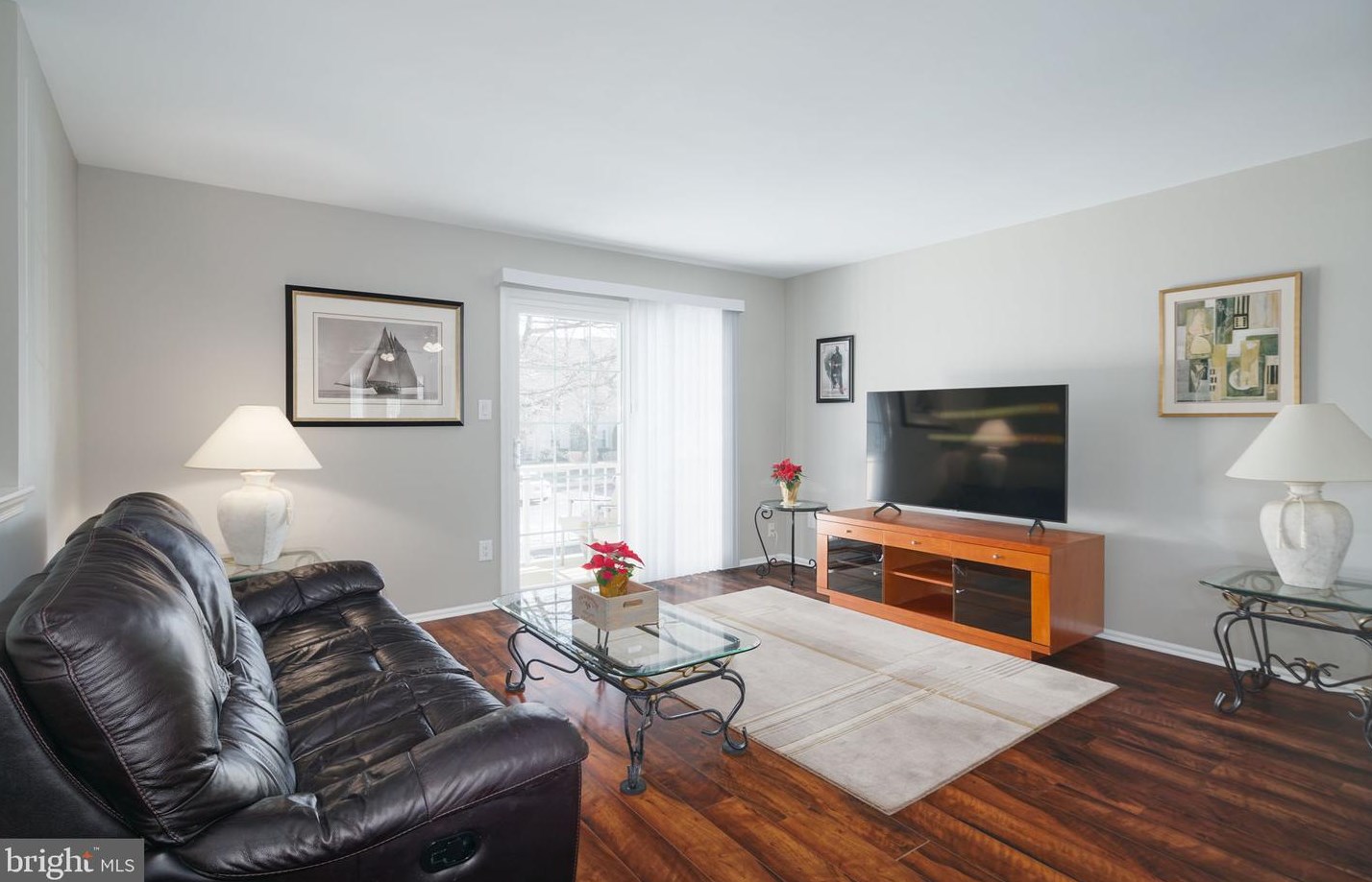 1678 Thornwood Dr, Mount Laurel NJ  08054-1811 exterior