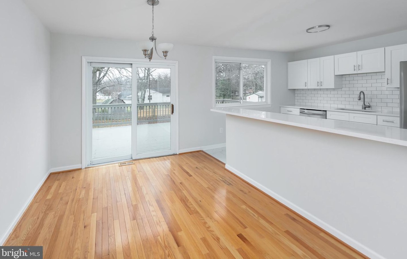 152 Glenbrook Dr, Mount Laurel NJ  08054-1046 exterior