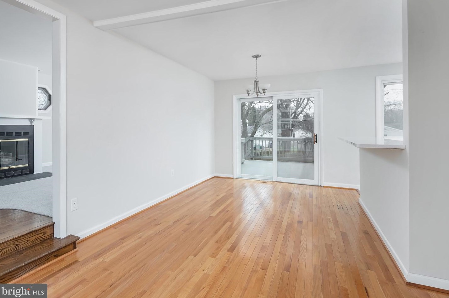 152 Glenbrook Dr, Mount Laurel NJ  08054-1046 exterior
