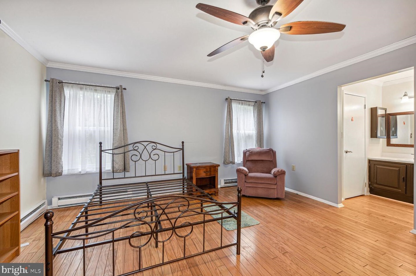 130 Buckingham Dr, Southampton NJ  08088-1246 exterior