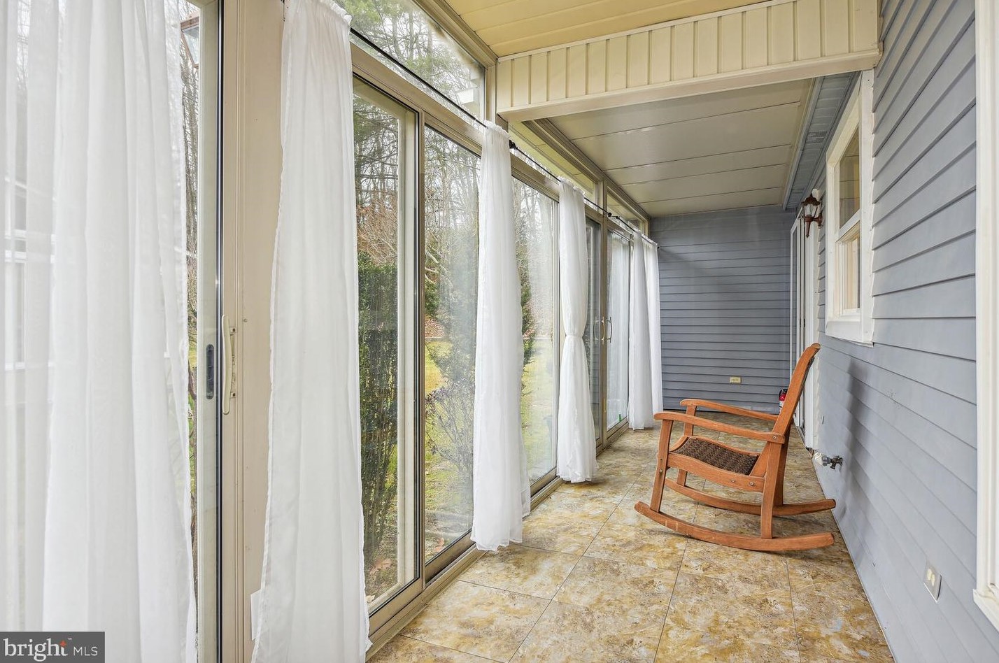 130 Buckingham Dr, Southampton NJ  08088-1246 exterior