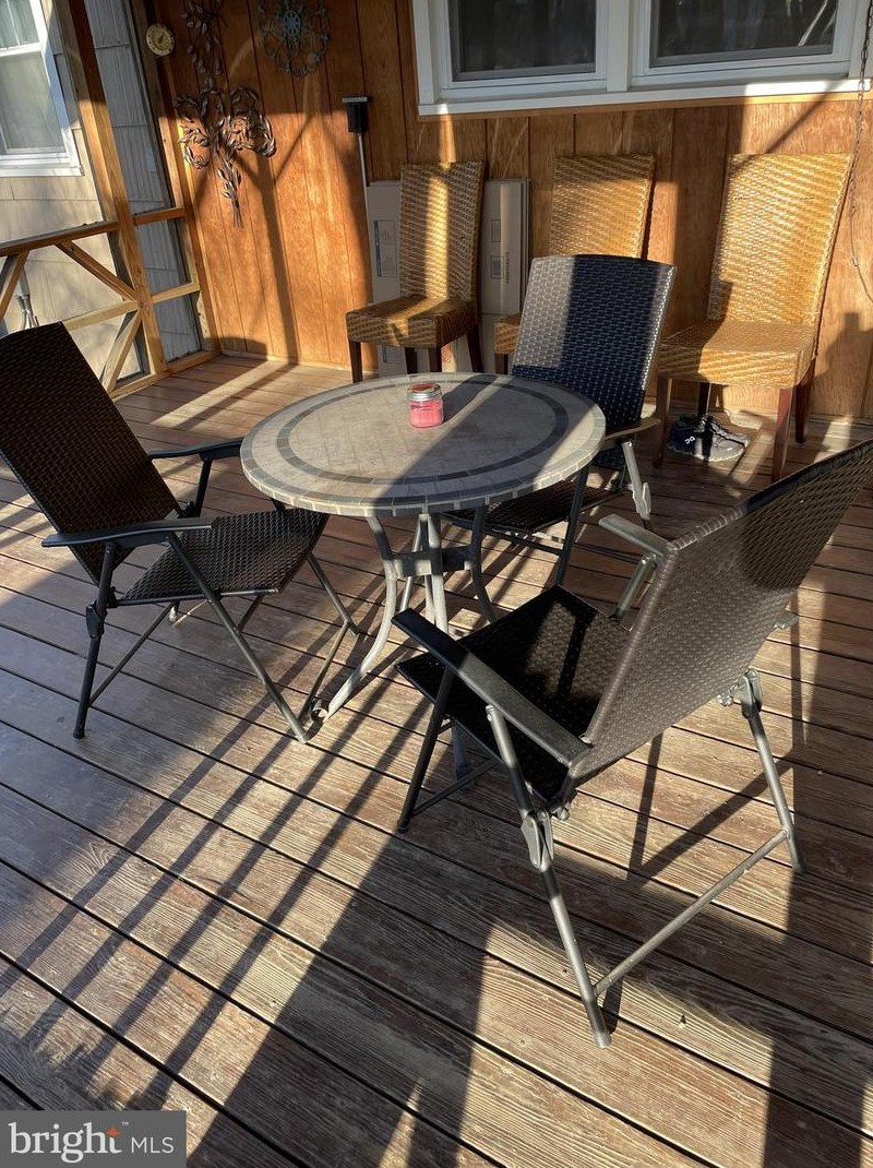 302 Washington Ave, Moorestown NJ 08057-2408 exterior