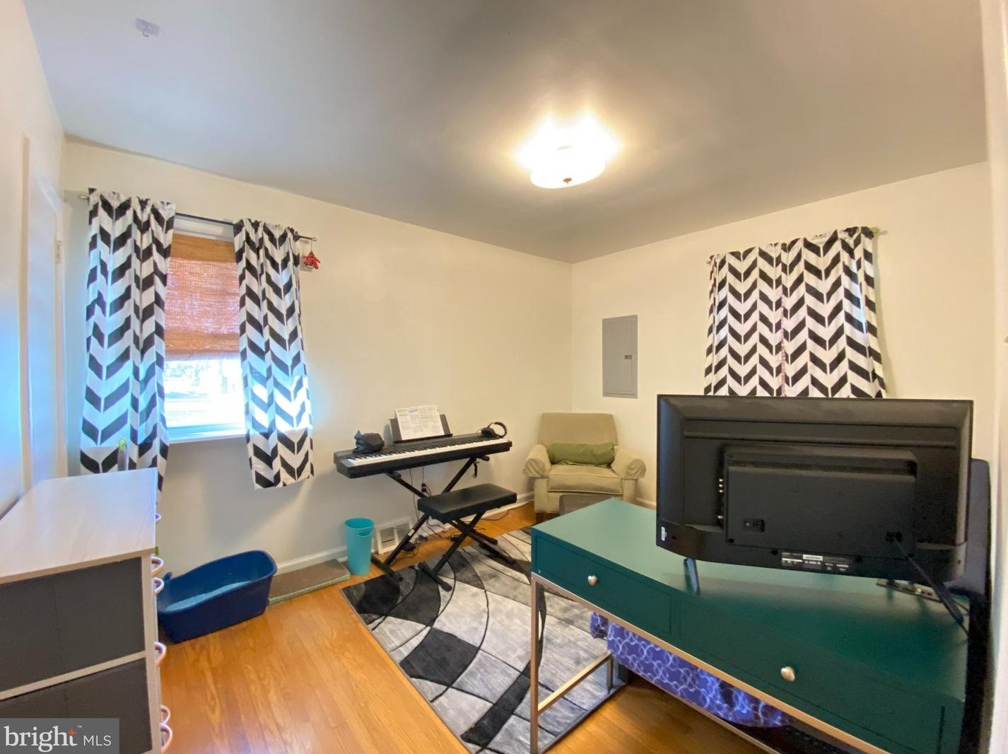 302 Washington Ave, Moorestown NJ 08057-2408 exterior