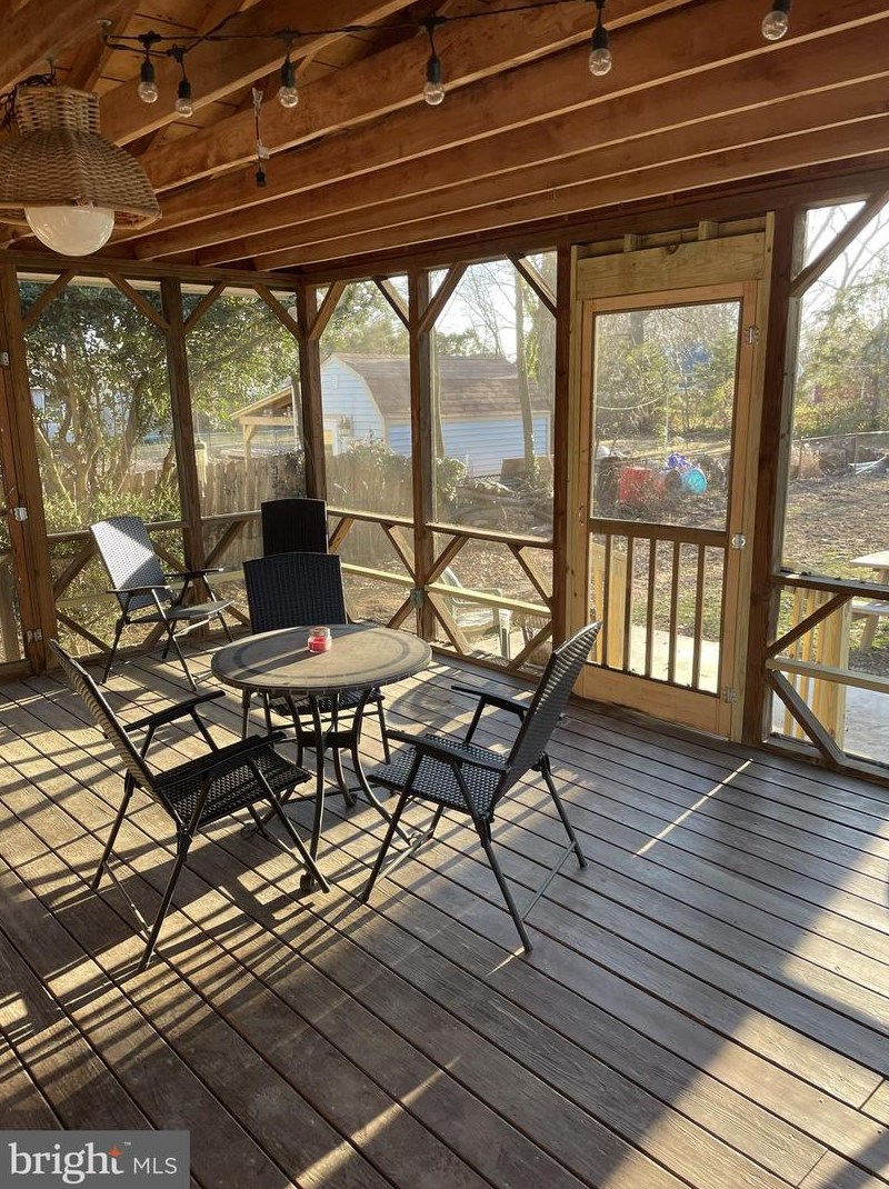 302 Washington Ave, Moorestown NJ 08057-2408 exterior