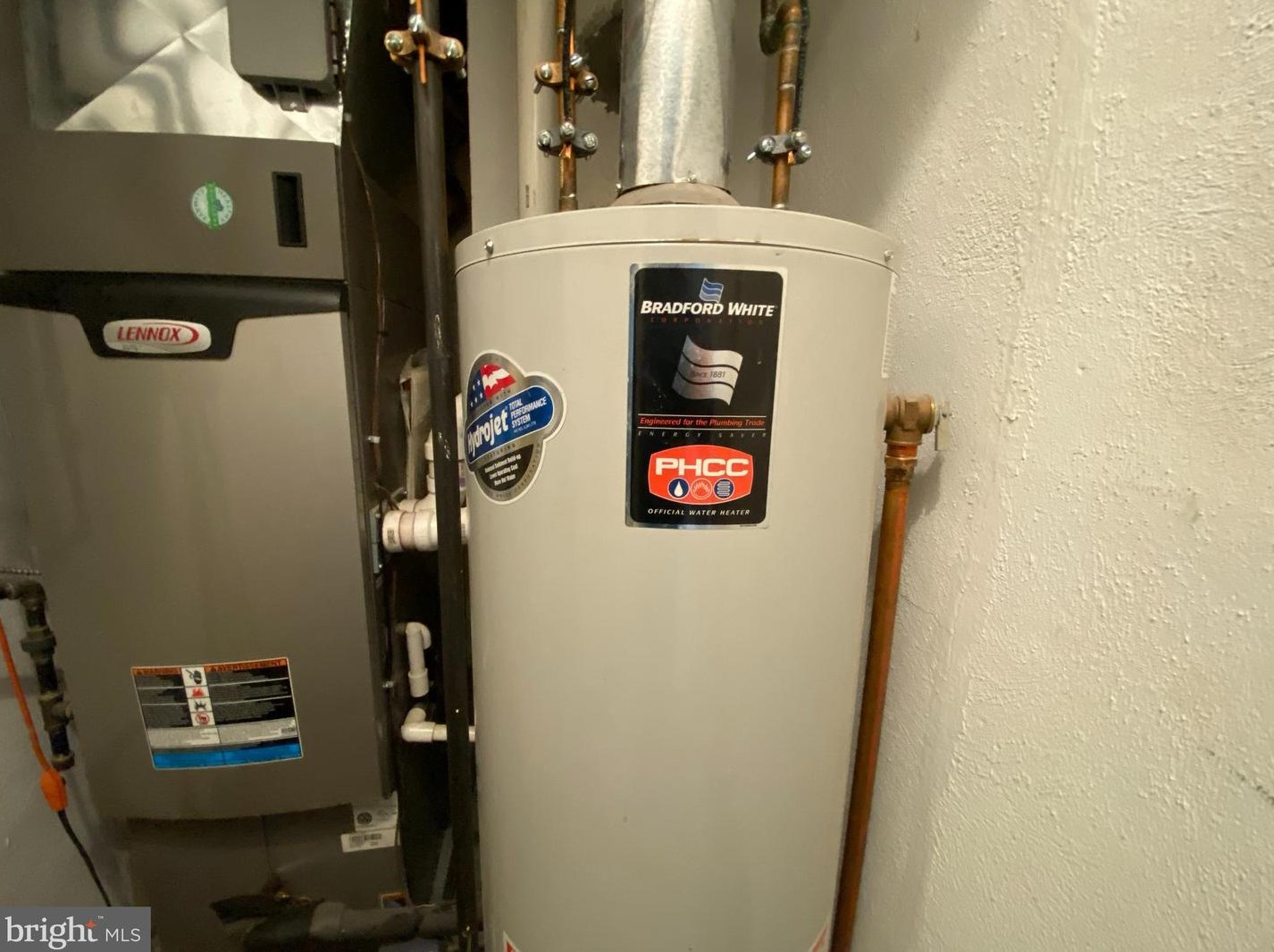 302 Washington Ave, Moorestown NJ 08057-2408 exterior