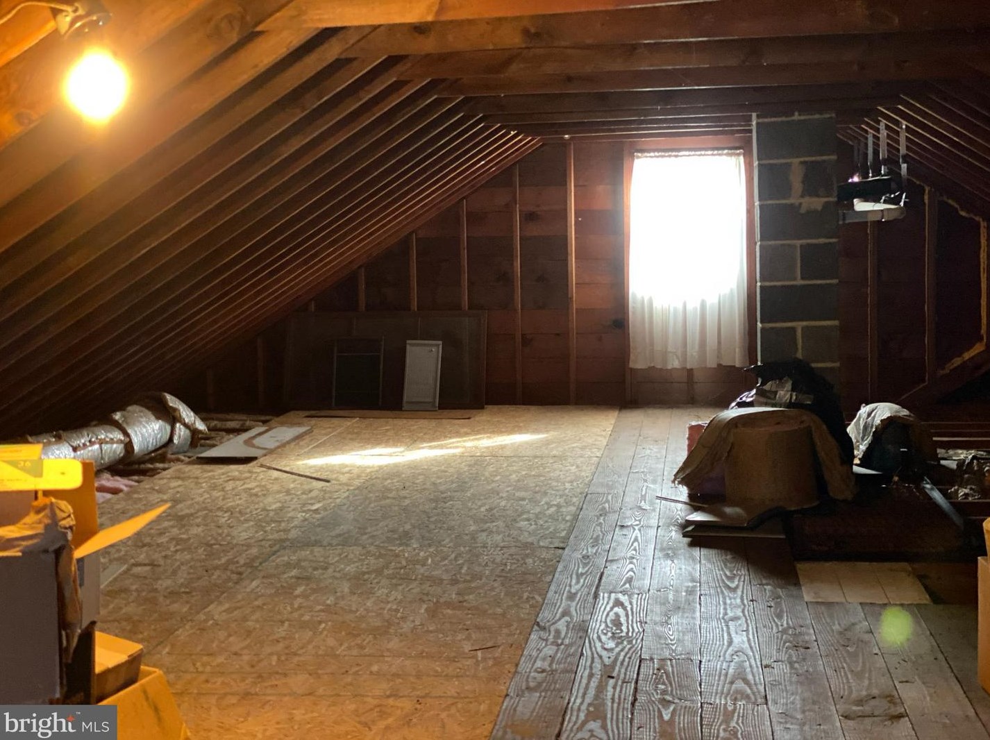 302 Washington Ave, Moorestown NJ 08057-2408 exterior