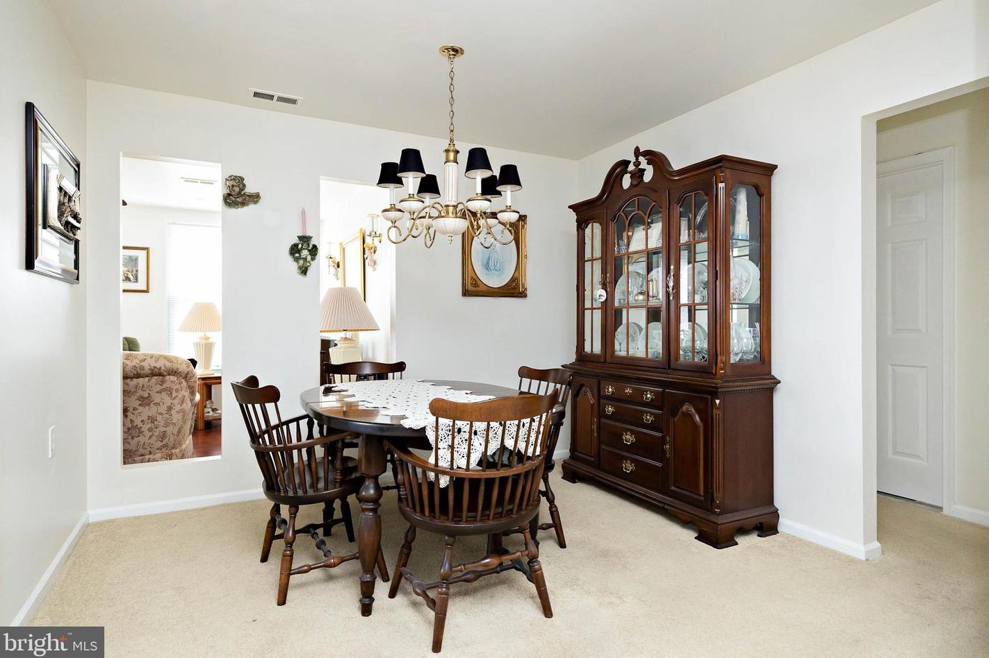 898 Westminster Dr, Southampton NJ  08088-1038 exterior