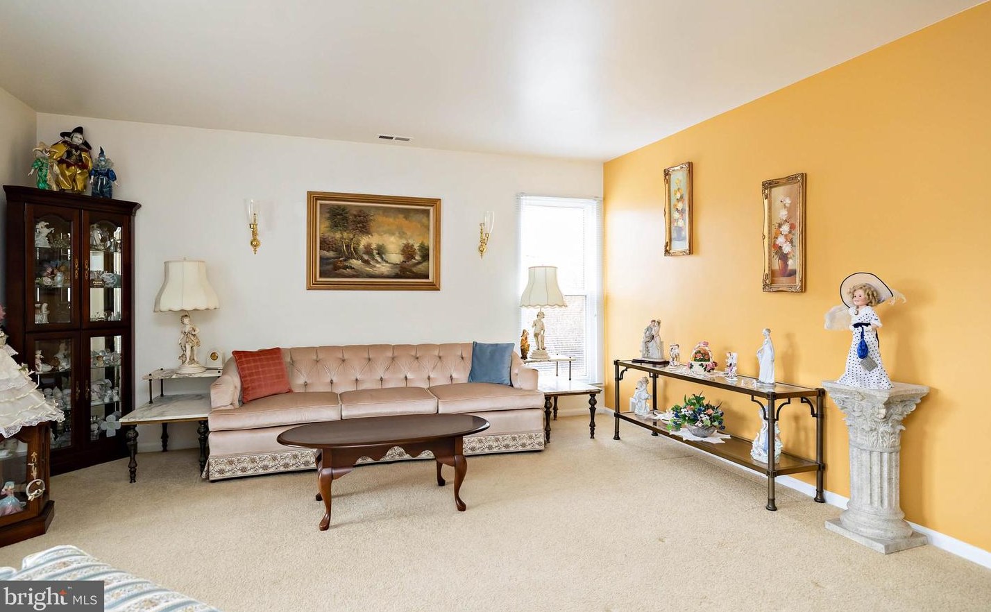 898 Westminster Dr, Southampton NJ  08088-1038 exterior