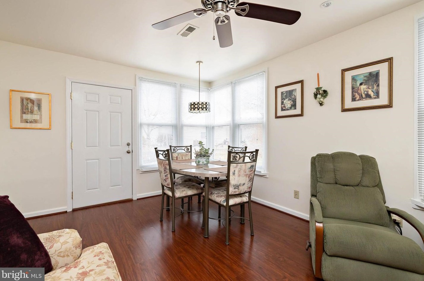 898 Westminster Dr, Southampton NJ  08088-1038 exterior