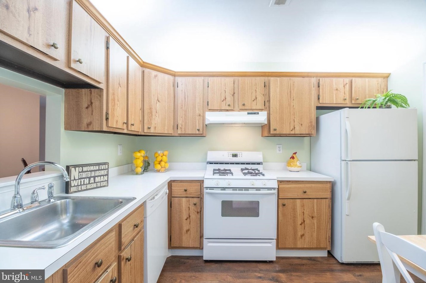 12 Village Ct, Mount Laurel NJ  08054-3002 exterior