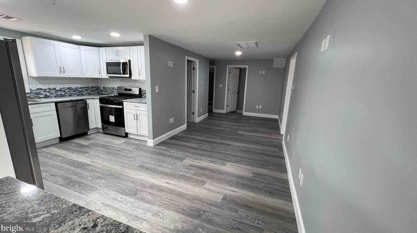 301 Ellisdale Rd, Chesterfield NJ  08515-9659 exterior