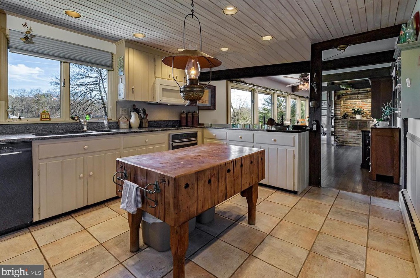 149 Algonquin Trl, Medford NJ  08055-1425 exterior