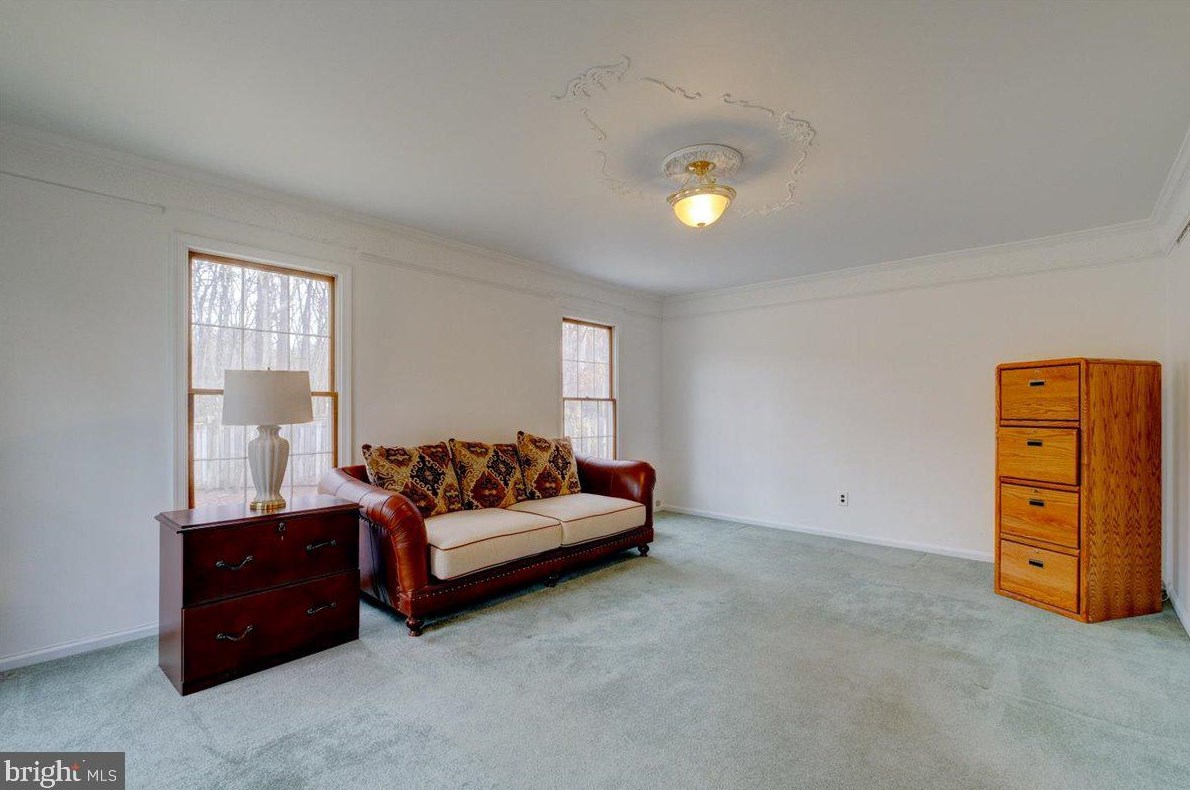 14 King Arthur Dr, Medford NJ  08055-8521 exterior