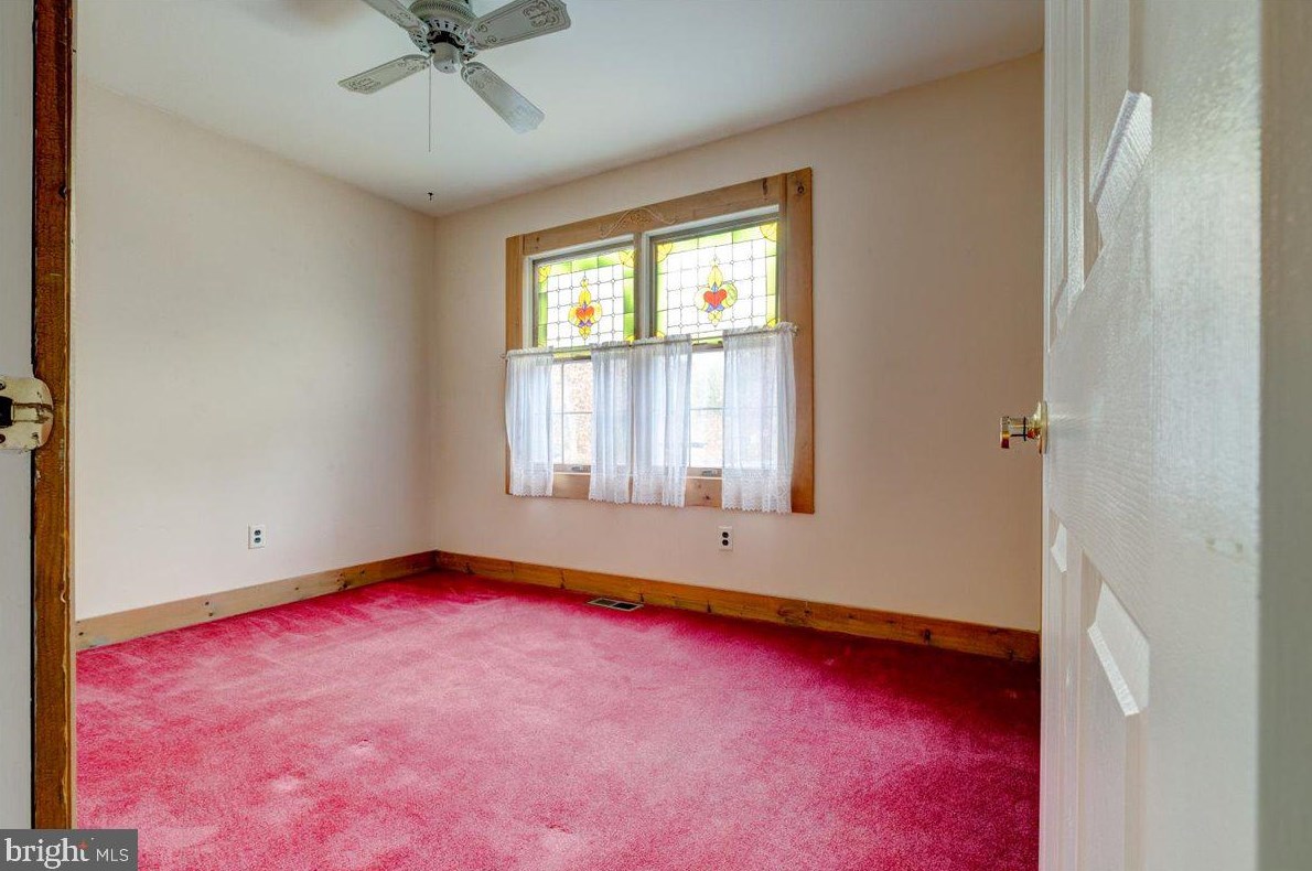 14 King Arthur Dr, Medford NJ  08055-8521 exterior