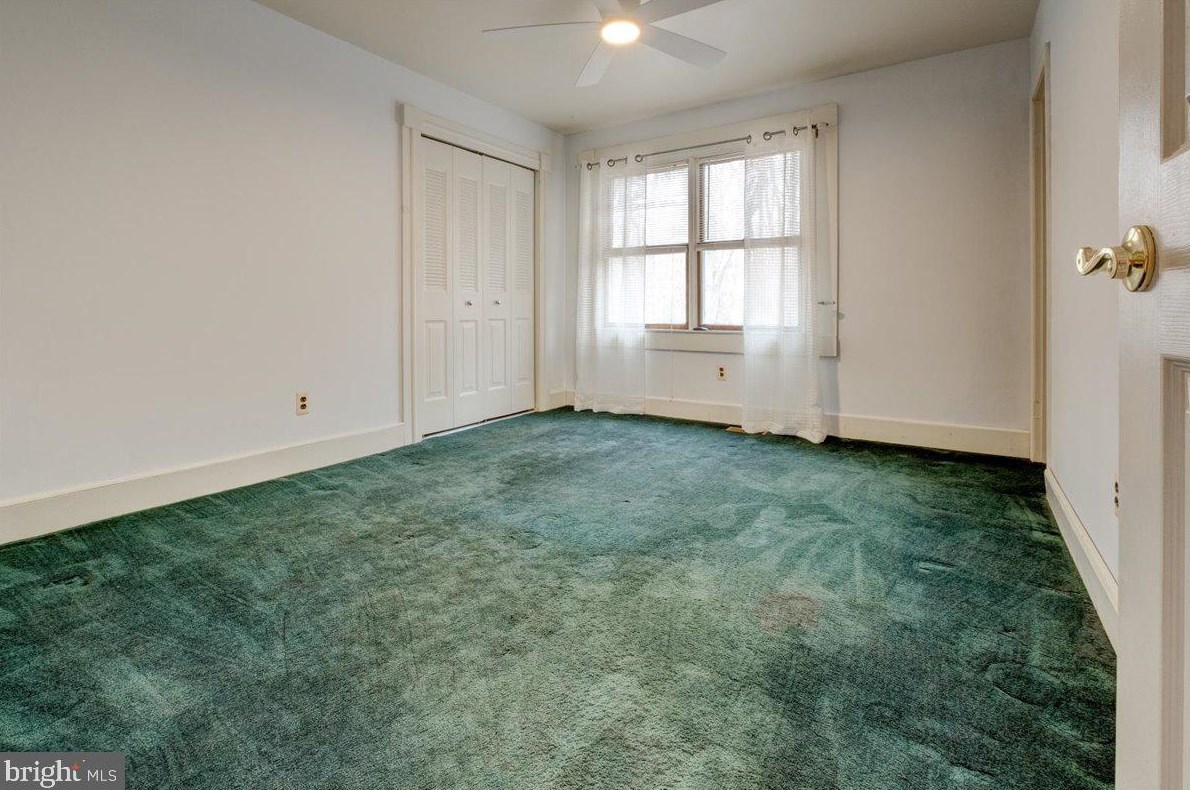 14 King Arthur Dr, Medford NJ  08055-8521 exterior