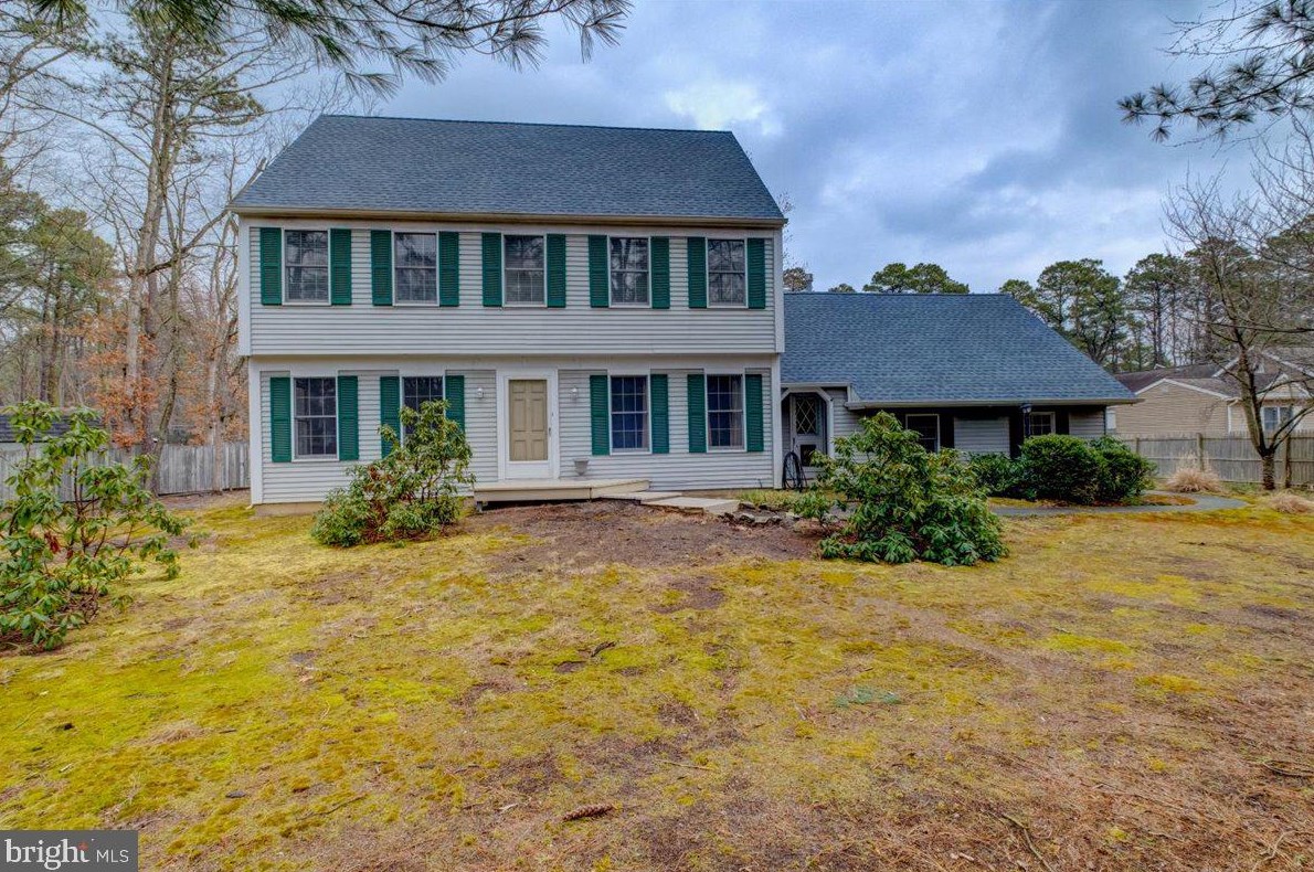 14 King Arthur Dr, Medford NJ  08055-8521 exterior