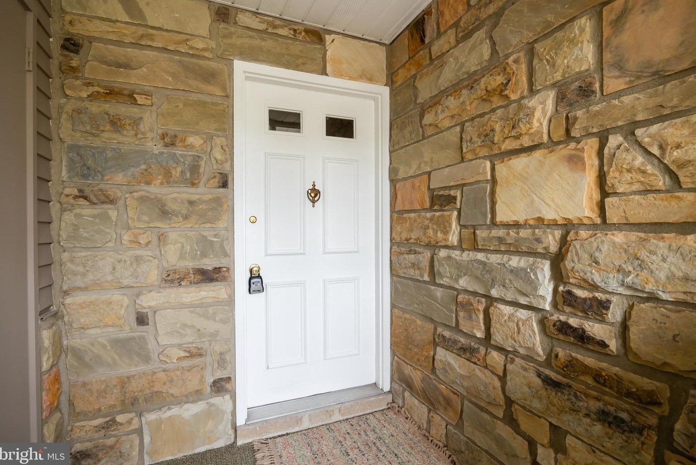 4 Sherwood Pl, Southampton NJ  08088-1124 exterior