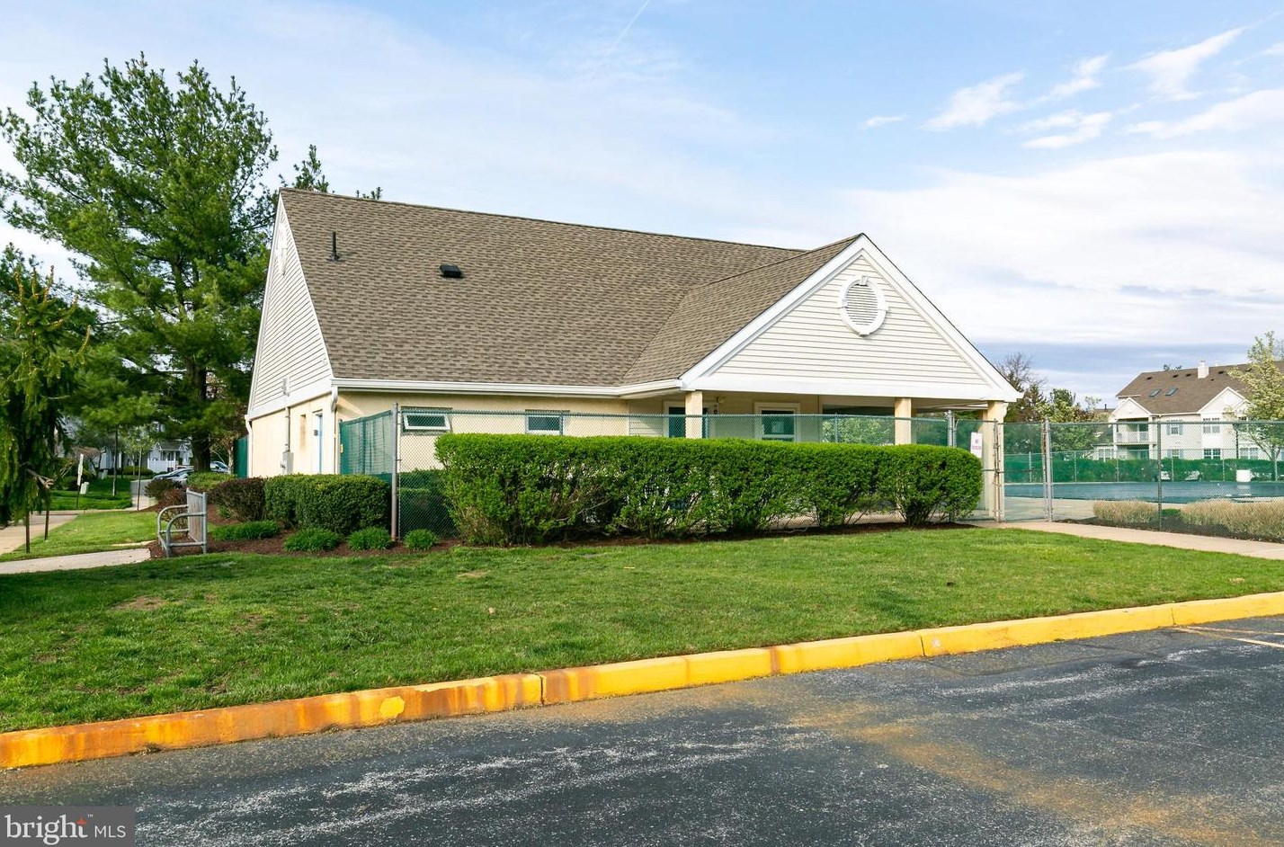 406 Kirby Way, Mount Laurel NJ  08054-6421 exterior