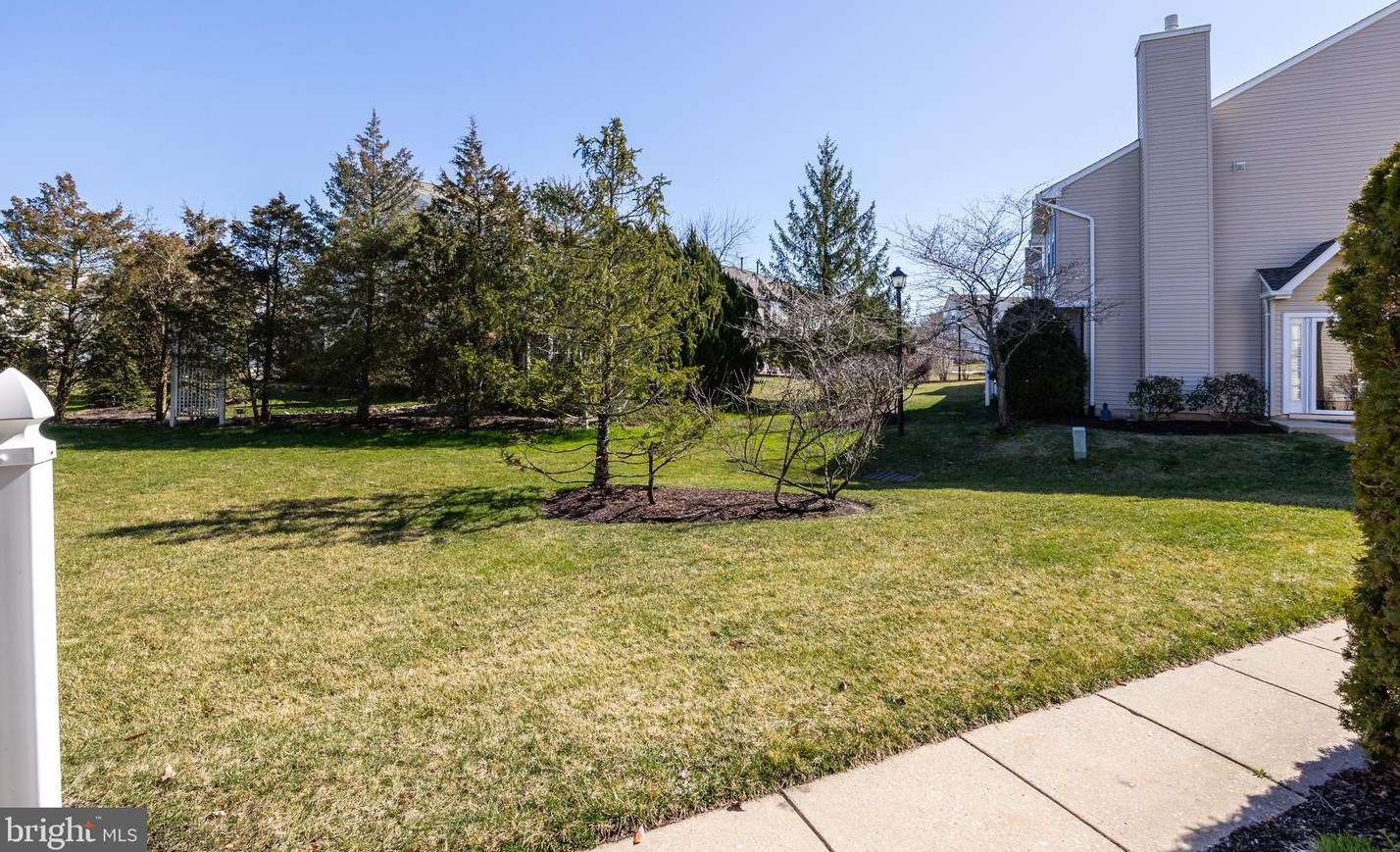 406 Kirby Way, Mount Laurel NJ  08054-6421 exterior