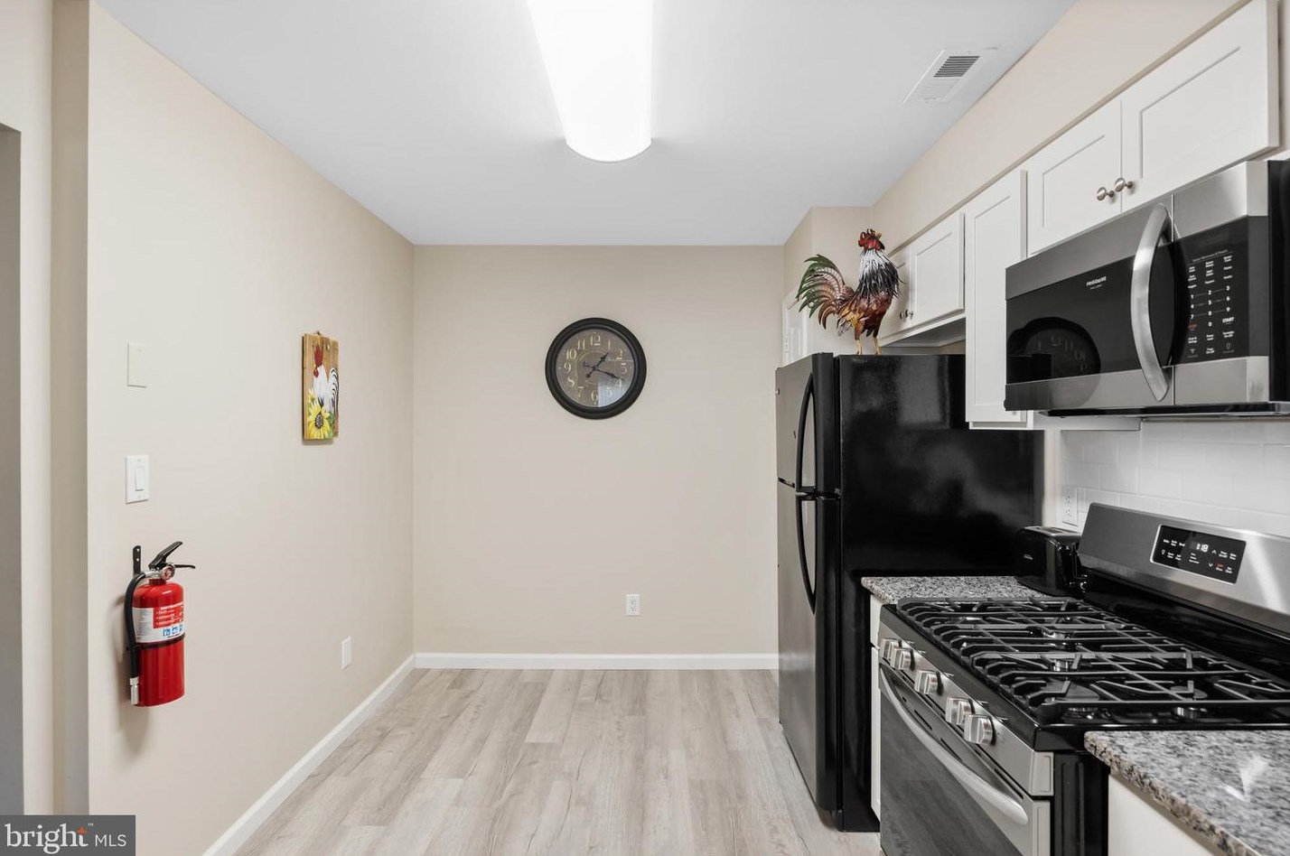 406 Kirby Way, Mount Laurel NJ  08054-6421 exterior
