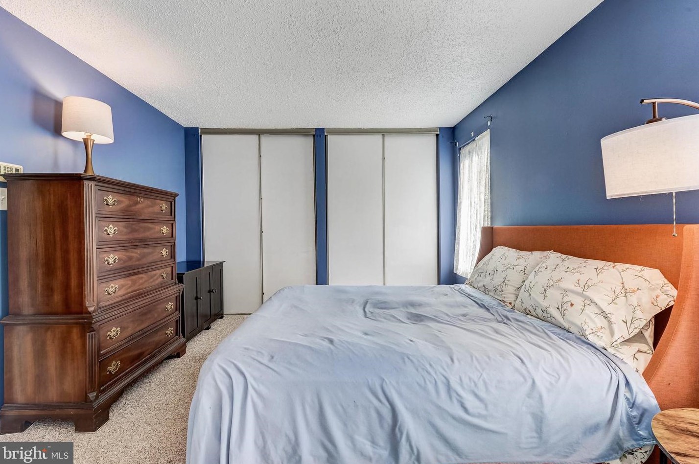 5201 Aberdeen Dr, Mount Laurel NJ  08054-5628 exterior