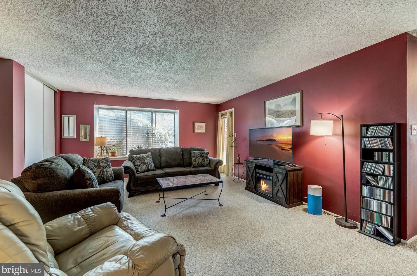 5201 Aberdeen Dr, Mount Laurel NJ  08054-5628 exterior