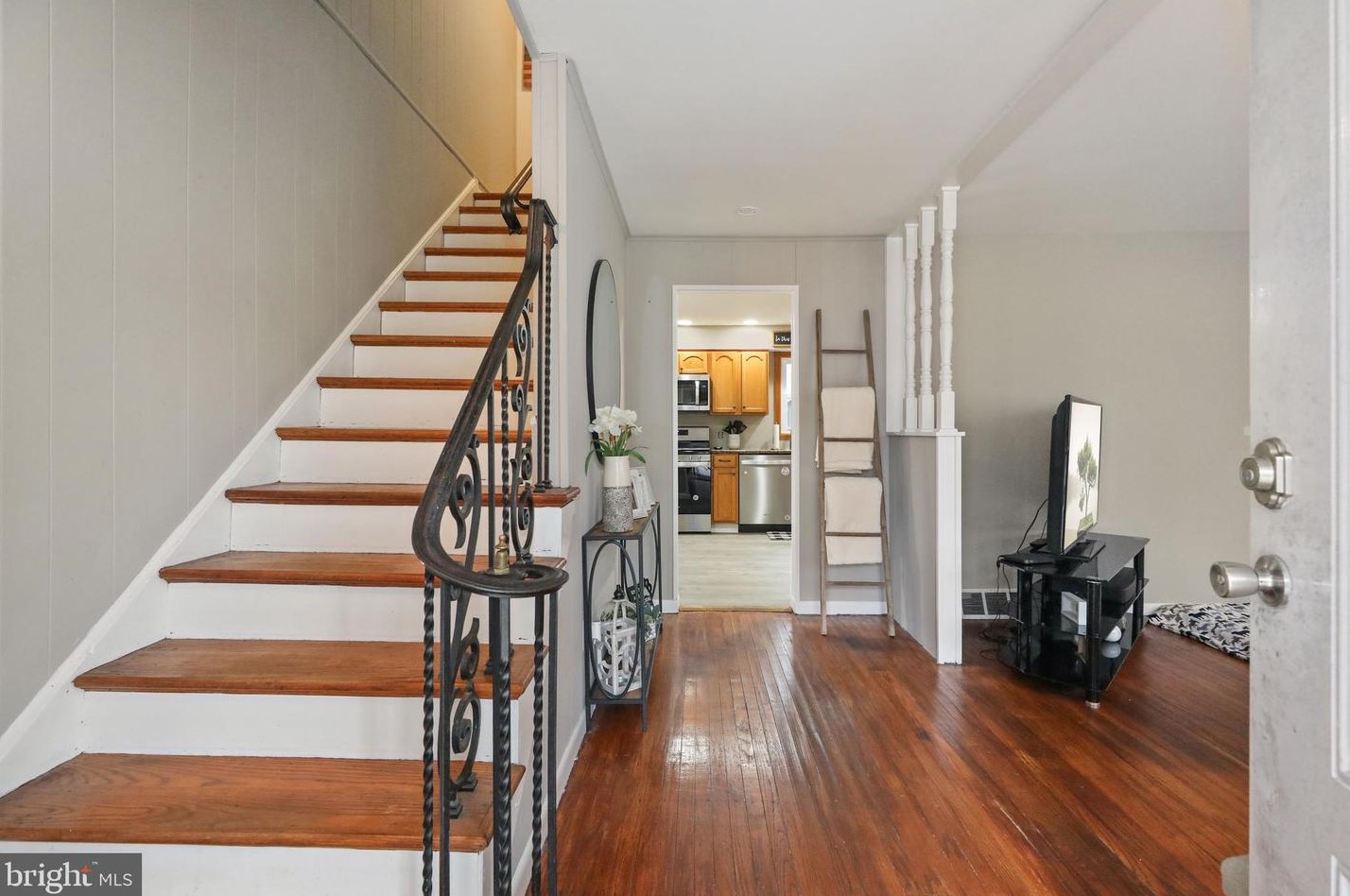 4 Illinois Trl, Medford NJ  08055-9055 exterior