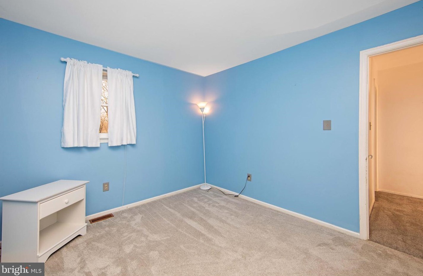 415 Acorn Rd, Mount Laurel NJ  08054-2134 exterior