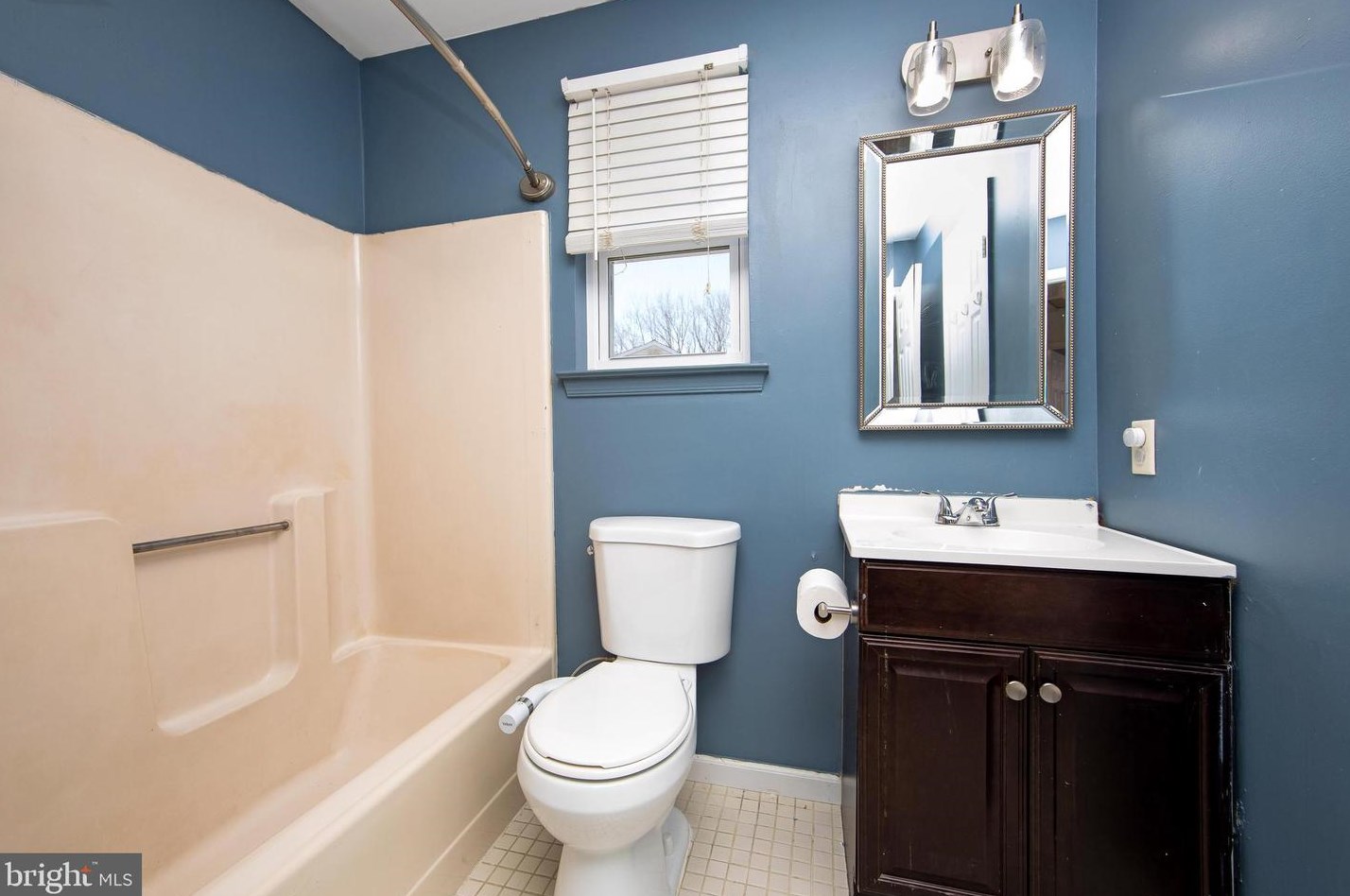 415 Acorn Rd, Mount Laurel NJ  08054-2134 exterior