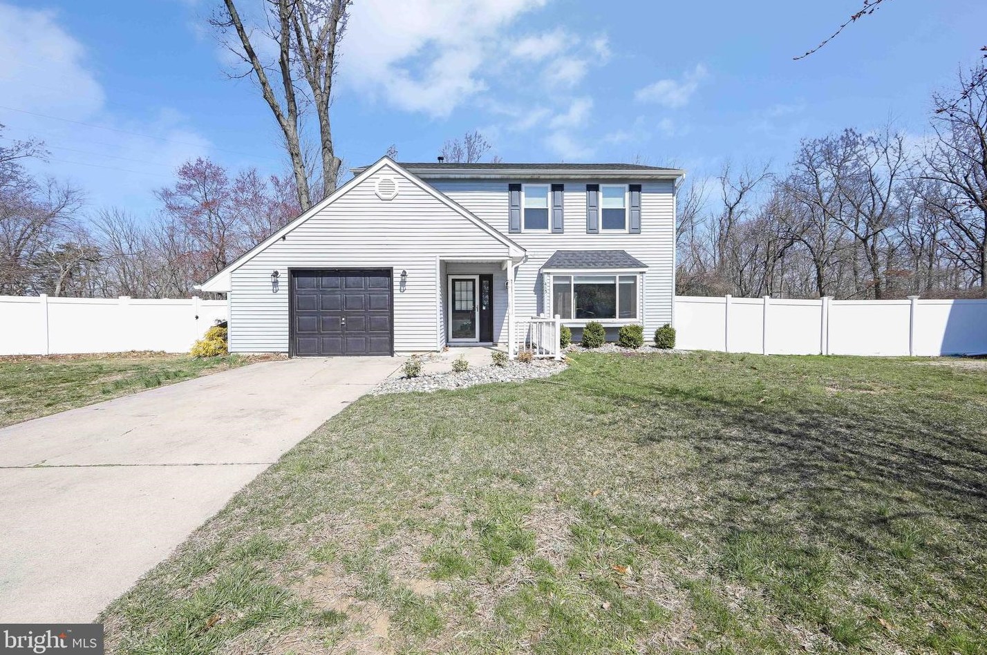 415 Acorn Rd, Mount Laurel NJ  08054-2134 exterior