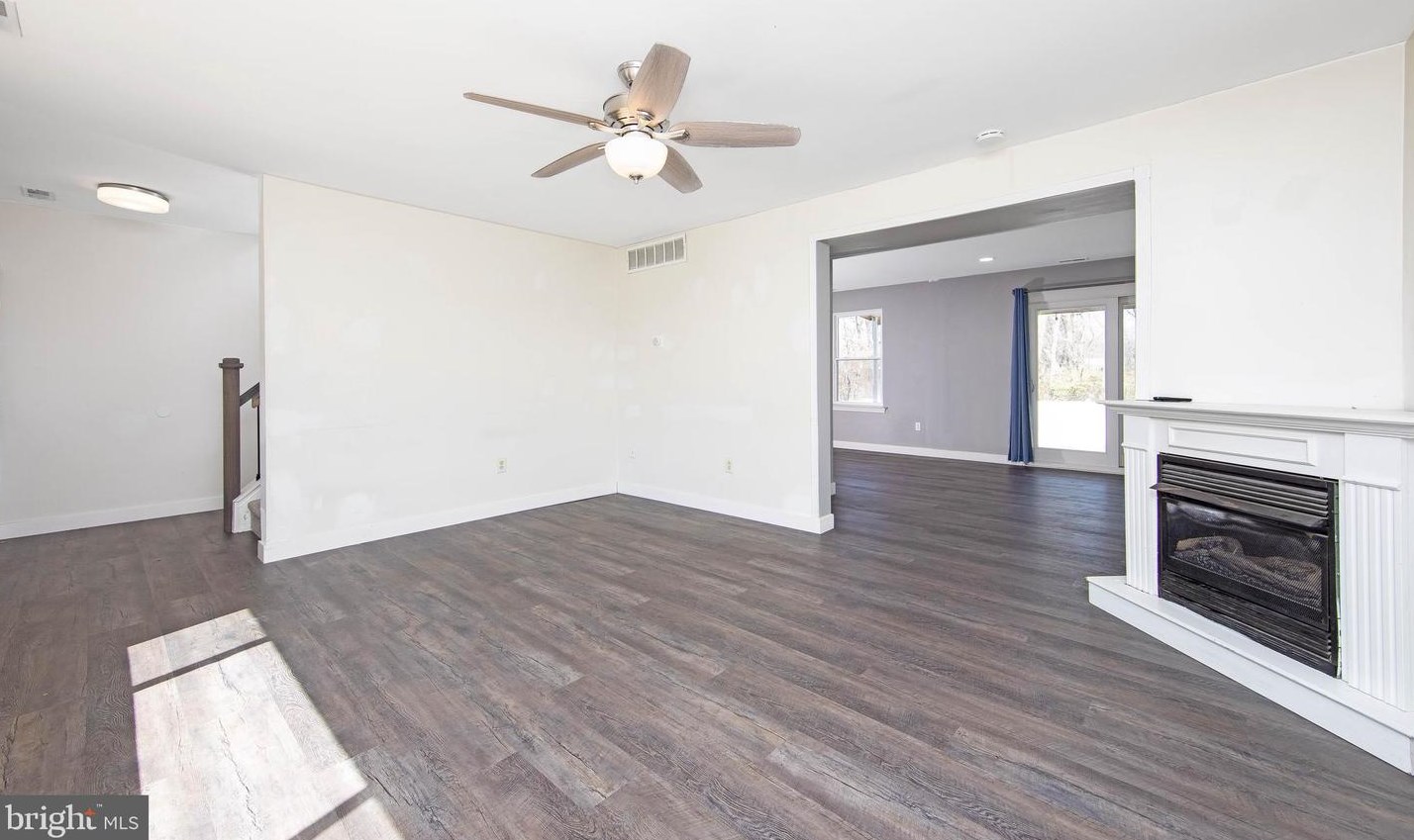 415 Acorn Rd, Mount Laurel NJ  08054-2134 exterior