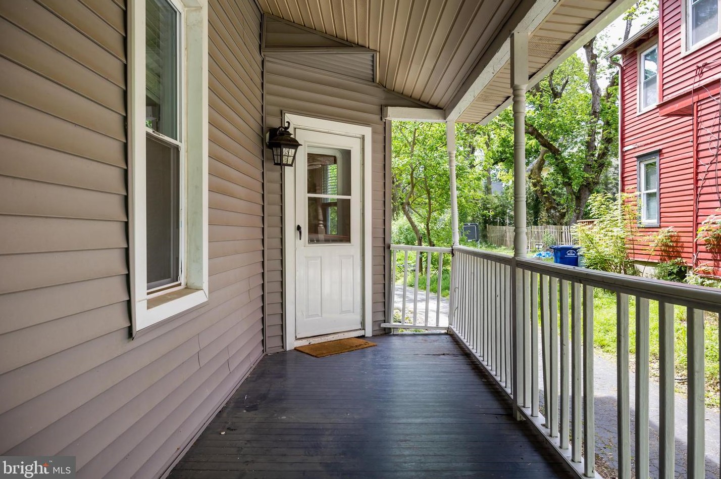 260 Linden St, Moorestown NJ  08057-3623 exterior