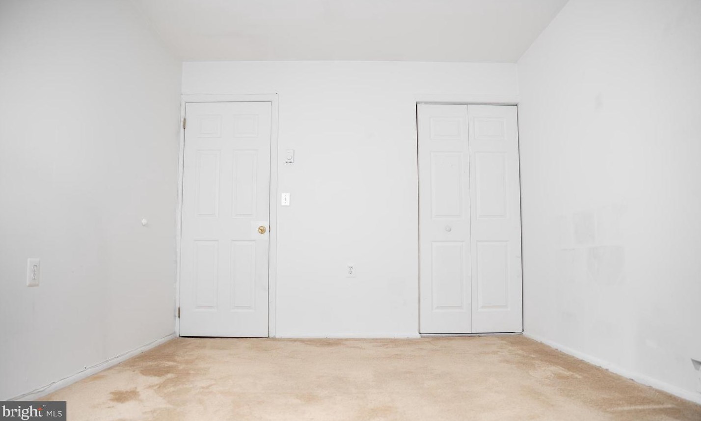 42 Kingston Way, Southampton NJ  08088-1211 exterior