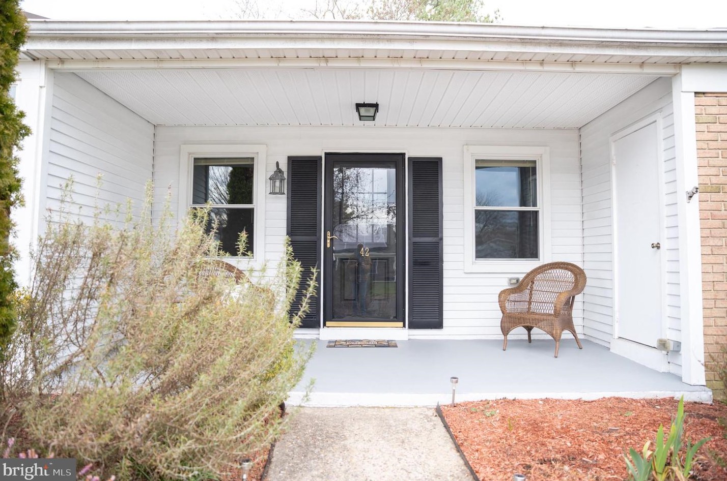 42 Kingston Way, Southampton NJ  08088-1211 exterior