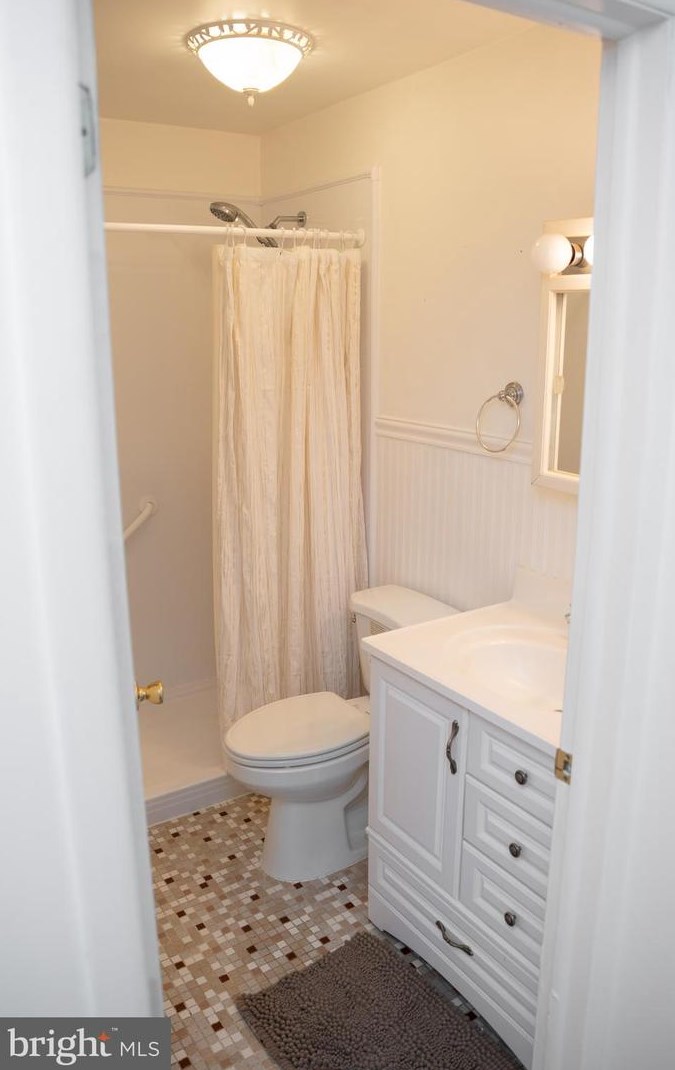 42 Kingston Way, Southampton NJ  08088-1211 exterior