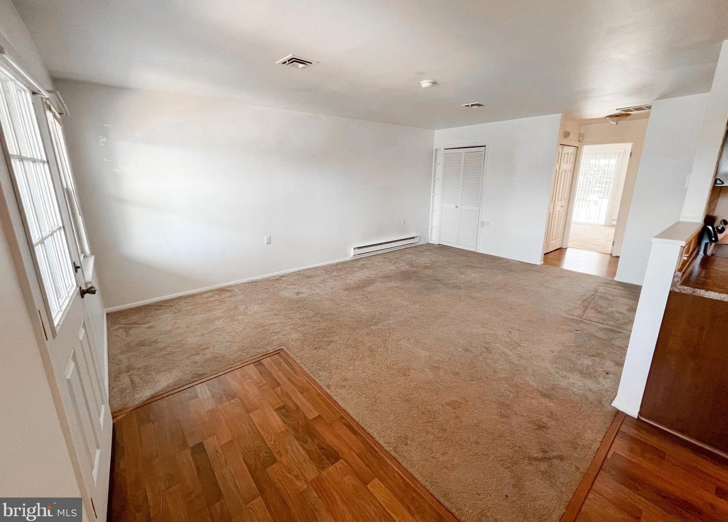 42 Kingston Way, Southampton NJ  08088-1211 exterior