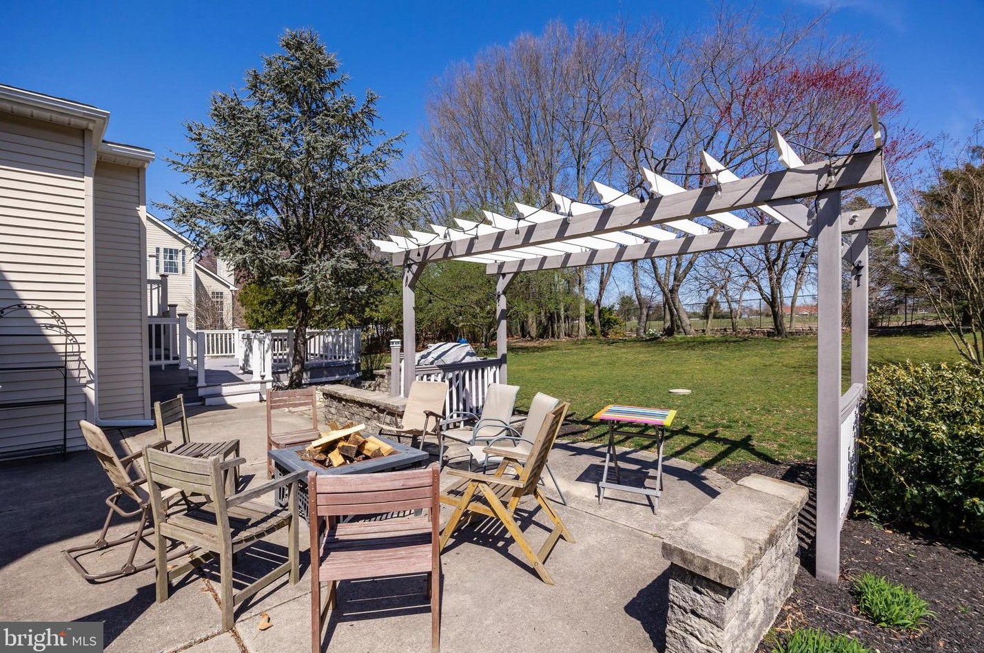 425 Pimlico Way, Mount Laurel NJ  08054-5707 exterior