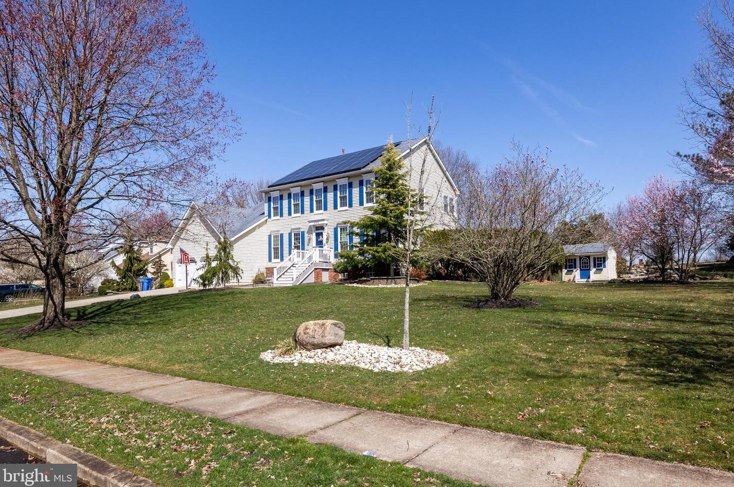 425 Pimlico Way, Mount Laurel NJ  08054-5707 exterior